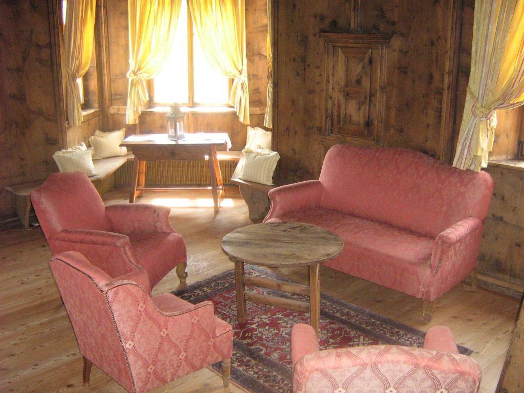 Ansitz Heufler Hotell Rasun di Sopra Rom bilde